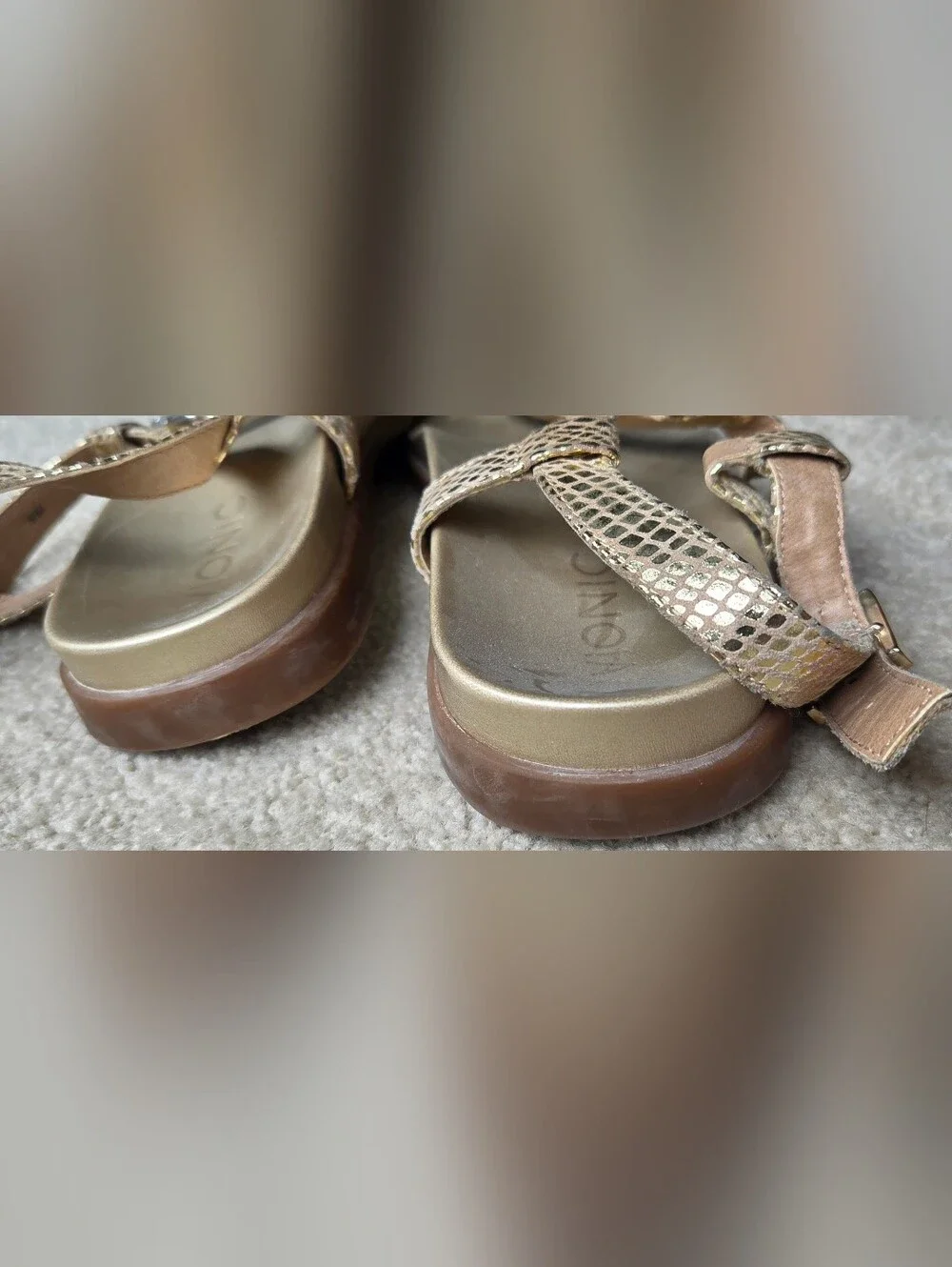 VIONIC Palm Boca Gold Bling Boho Leather T-Strap Snakeskin Sandals Size 9